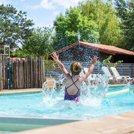 Confort 10 אתר קמפינג *