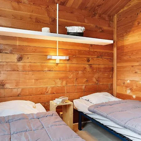 Camping Confort 10 *