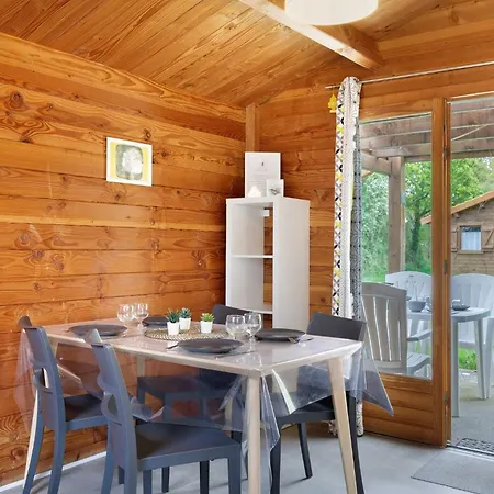 Confort 10 Camping Saint-Gervais (Vendee)