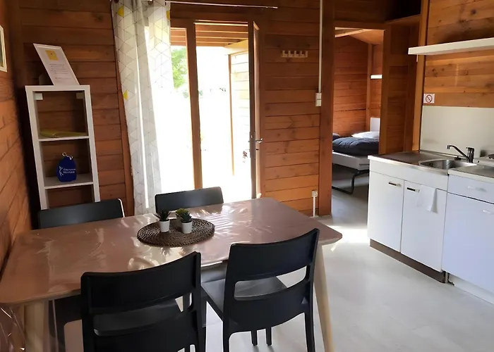 Confort 10 אתר קמפינג